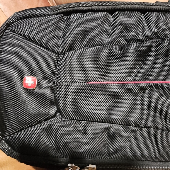Swiss gear padded camera bag - Picture 10 of 10